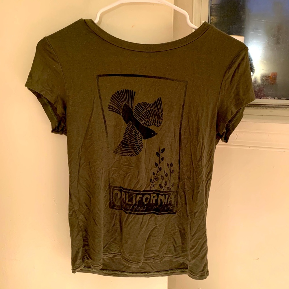 American Eagle Graphic Tee